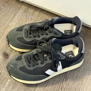 Veja Rio Branco black & grey